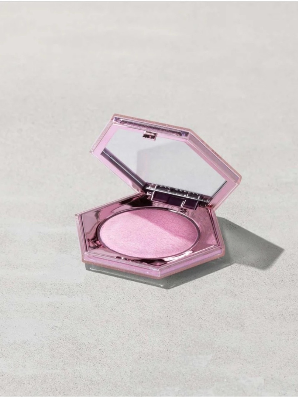 Fenty beauty Diamond Bomb All-Over Diamond Veil in Lavender Luv’r New